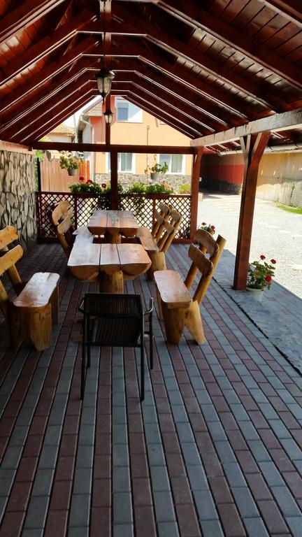 Casa Agnes Vendeghaz Hotel Fantanele  Ngoại thất bức ảnh