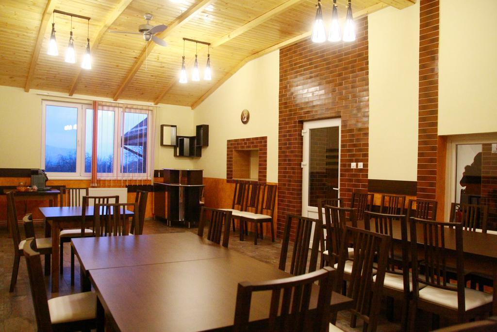 Casa Agnes Vendeghaz Hotel Fantanele  Ngoại thất bức ảnh