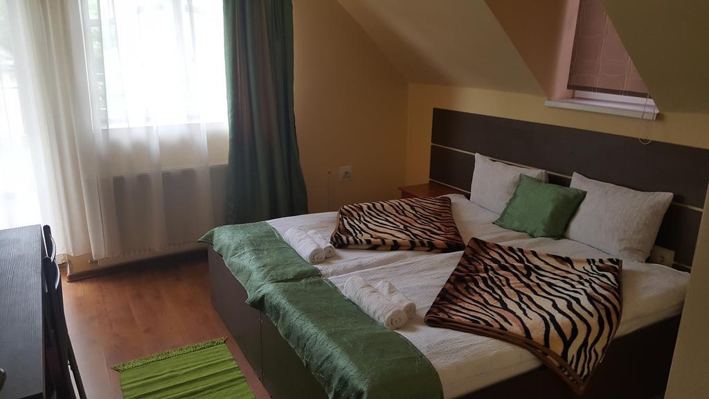 Casa Agnes Vendeghaz Hotel Fantanele  Ngoại thất bức ảnh
